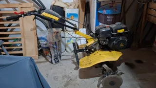 Motoazada Garland Mule 1162 con motor 208cc 4.2kw