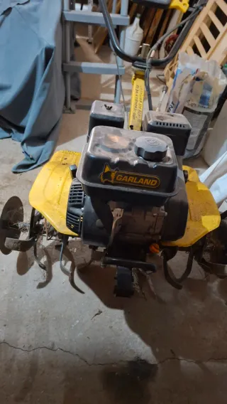 Motoazada Garland Mule 1162 con motor 208cc 4.2kw