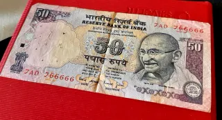 Moneda India 100 Rupias Usada