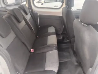 Renault Kangoo combi 49.000 kilometros