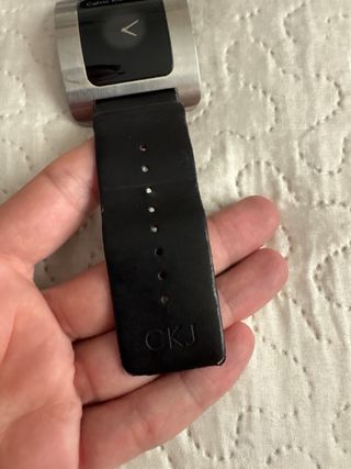 Reloj Calvin Klein Diseño Moderno