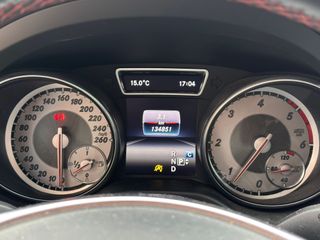 MERCEDES BENZ GLA 200 D 136 CV AMG LINE AUTO