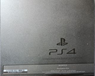 Sony PlayStation 4 (PS4) 1TB - Bundle Uncharted