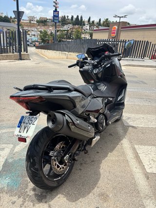 Yamaha TMAX 560 2022