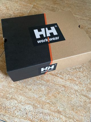 Zapatos Seguridad Helly Hansen T.43. Nuevo