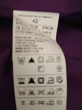 Gabardina Benetton Roja Cruzada