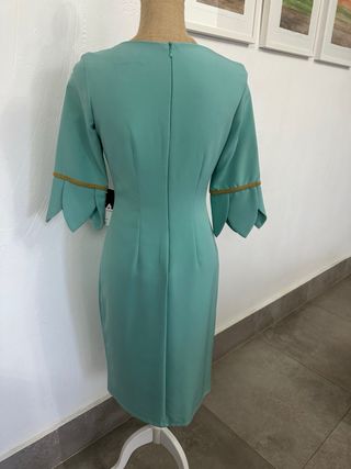 Vestido Kira verde azulado manga acampanada