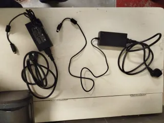 Impresora de facturas negra