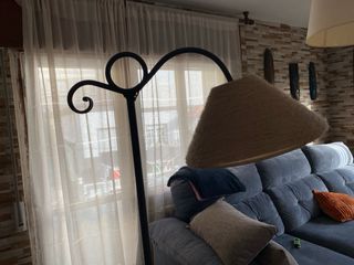 Lámpara de pie tela y metal