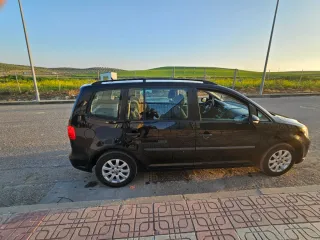 Volkswagen Touran 2012