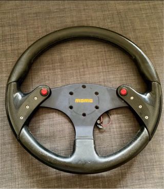 Volante Momo Tornado/ F1 Concept Steering Wheel em segunda mão