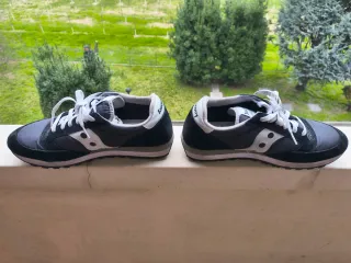 Scarpe Saucony nere e grigie