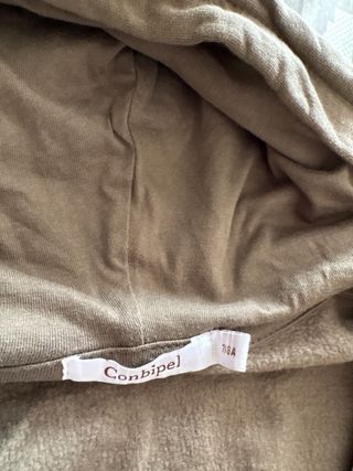 Felpa Conbipel con cappuccio e zip