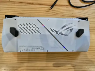 Consola Asus ROG Ally Z1 Extreme