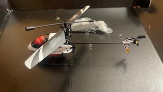 Helicóptero RC Falcon 4CH