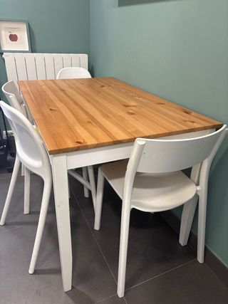Tavolo da pranzo in legno Ikea