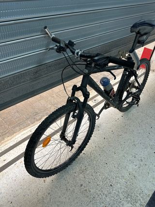 Bicicleta Rockrider Negra