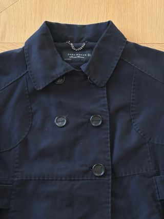 Chaqueta Gabardina corta Zara azul marino
