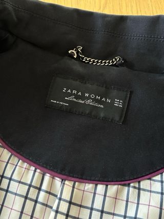 Chaqueta Gabardina corta Zara azul marino