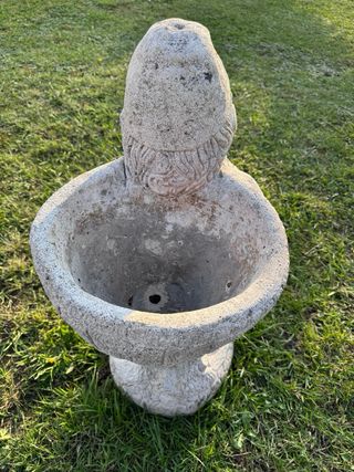 Gnomo jardin maceta piedra