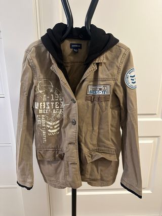Chaqueta militar con capucha NEVERMIND Talla M