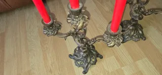 Pareja Candelabros Metal Bronce Rojo