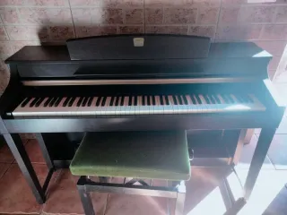 Piano Eléctrico
