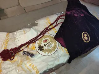 Túnica de Nazareno. Hermandad Cerro Sevilla