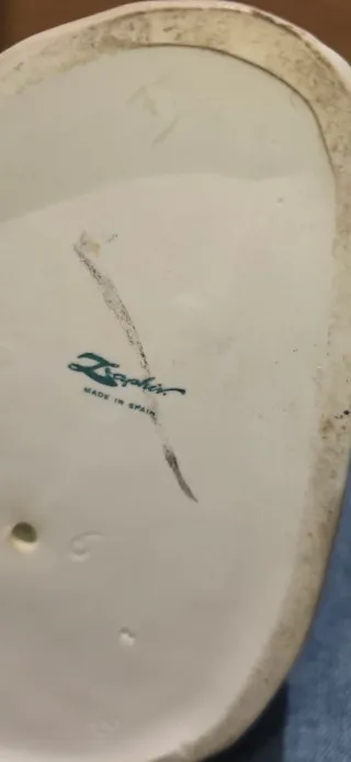 Pareja figuras porcelana mujer y niño