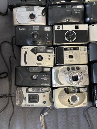 Lote 31 fotocamere analogiche da riparare o per pezzi