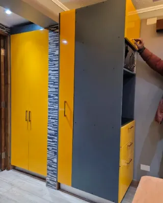 Muebles de Cocina Naranja y Plata