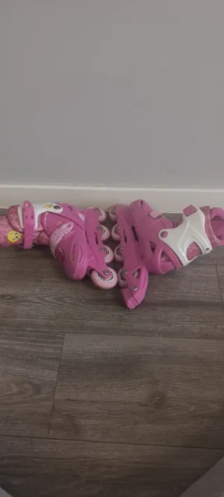 Patines niña Piolín rosas
