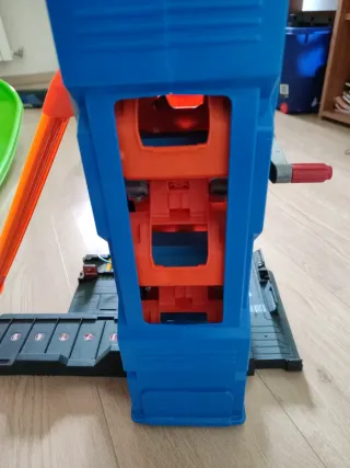 Hot Wheels Mega Garage Pista Macchinine