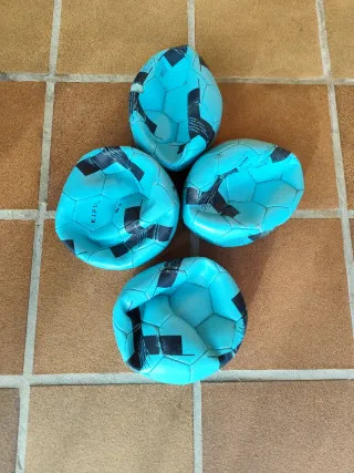 4 Balones de Fútbol Azules