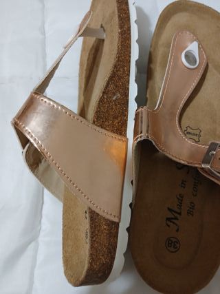 Sandalias doradas talla 38