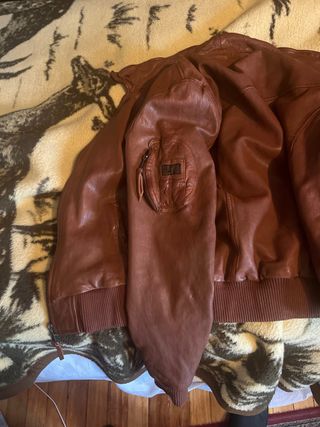 Cazadora aviador Redskins marrón