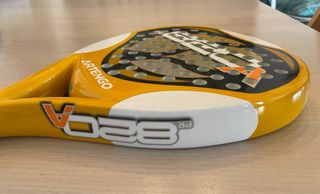 Raqueta de pádel Artengo con funda y pelotas