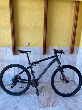 Bicicleta Rockrider ST 520