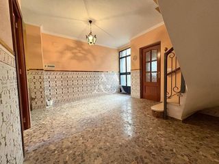 Casa en venta en Lucena