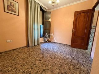 Casa en venta en Lucena