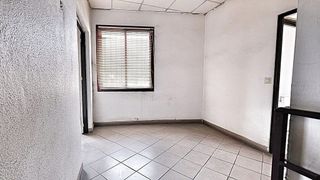 Nave industrial en alquiler en Palmete en Sevilla