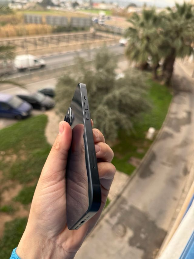 iPhone 13 256GB - 90% Batteria