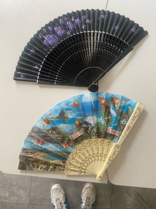 Lote 2 Abanicos Decorados