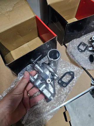 Carcasa Termostato Jeep Liberty 2.8L Diesel