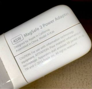 Cargador Apple Magsafe 2 45W Usado