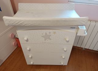 Mueble cambiador bebé estrellas