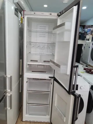 Nevera Siemens y Lavadora Corbero