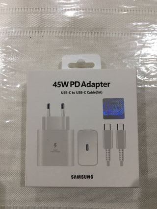 Cargador Samsung 45W como nuevo con cable