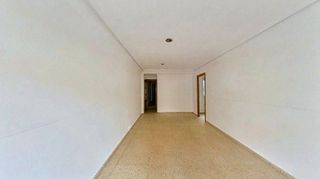 Piso en venta en Avenida de la Paz en Xirivella