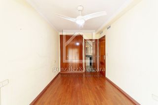 Piso en venta en Penya-Roja en Valencia